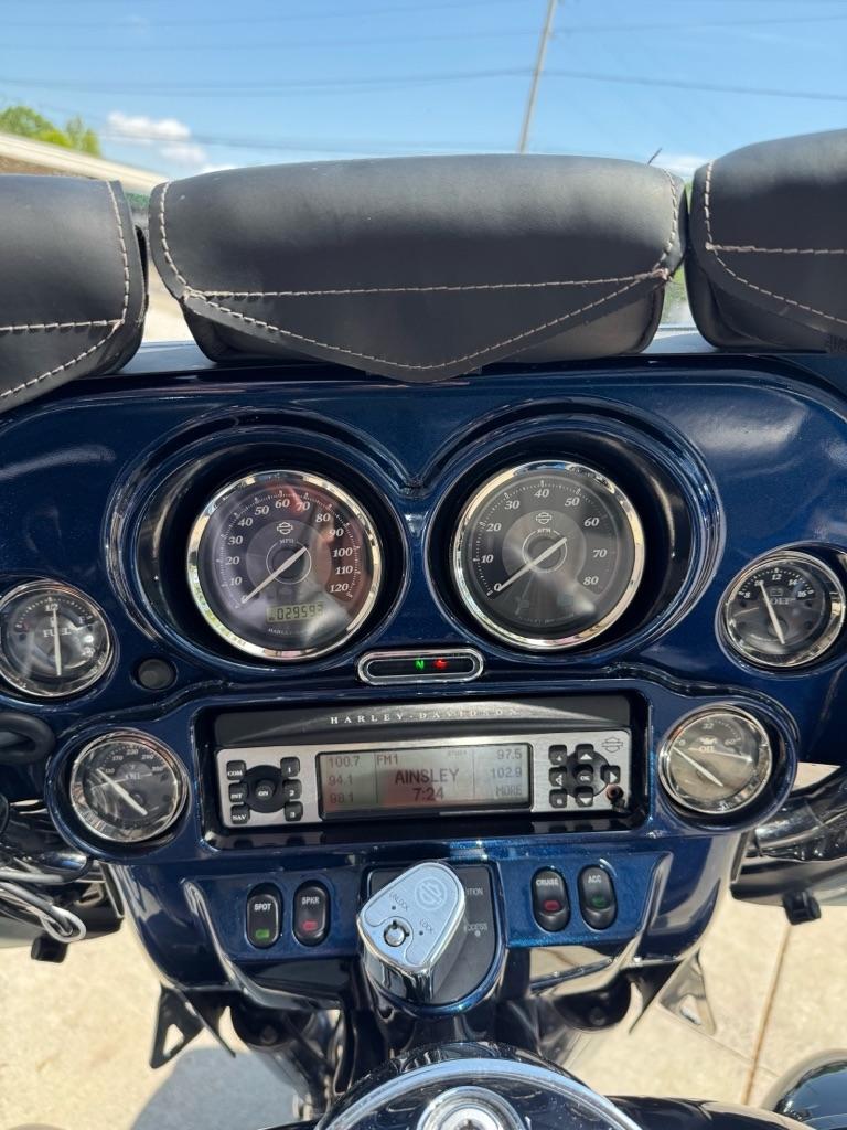 Harley-Davidson FLHTK  2013