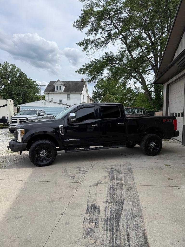 Ford F-350 SD King Ranch Crew Cab 4WD 2018