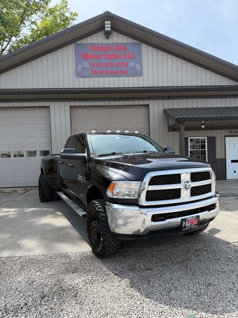 RAM 3500 Tradesman Crew Cab 4WD DRW 2017