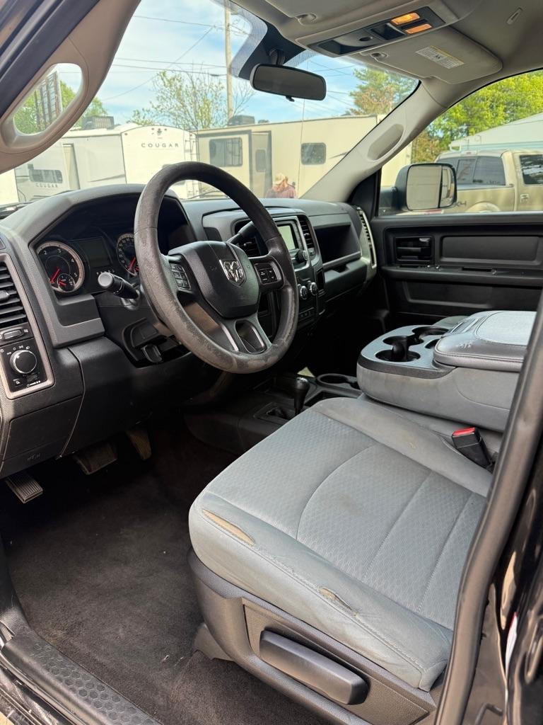RAM 3500 Tradesman Crew Cab 4WD DRW 2017