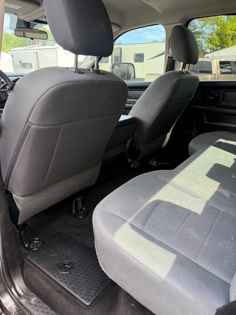 RAM 3500 Tradesman Crew Cab 4WD DRW 2017