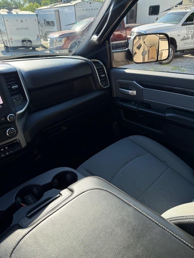RAM 3500 Big Horn Crew Cab LWB 4WD DRW 2022
