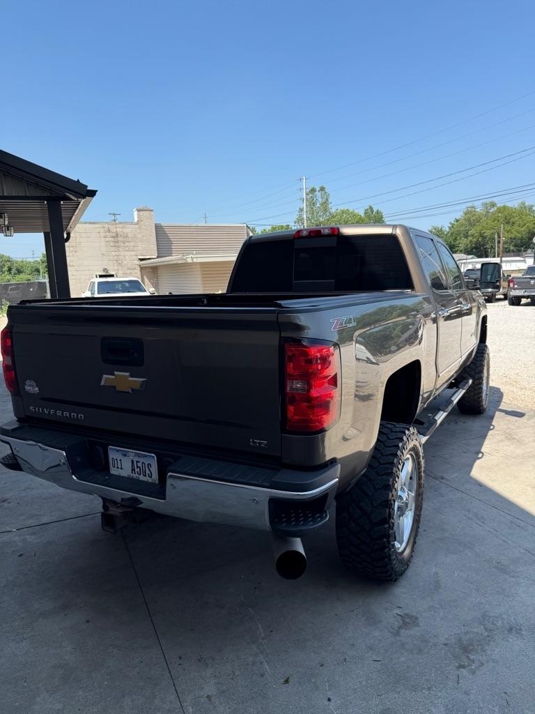 Chevrolet Silverado 2500HD LTZ Crew Cab 4WD 2015