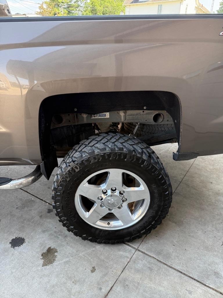 Chevrolet Silverado 2500HD LTZ Crew Cab 4WD 2015