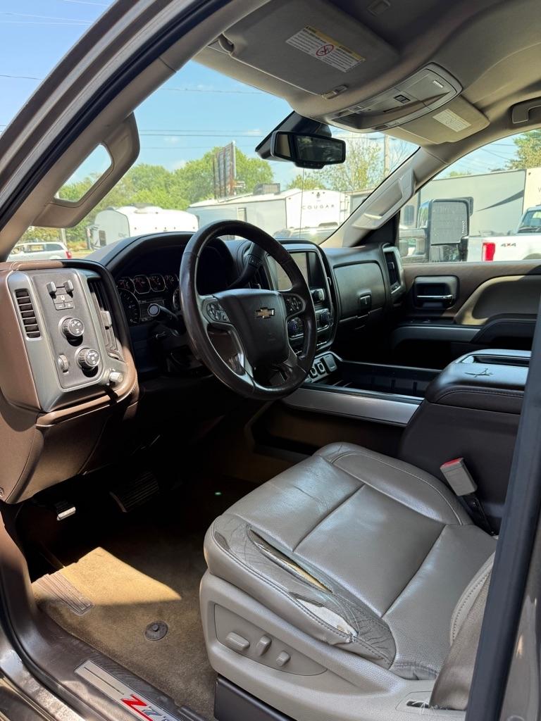 Chevrolet Silverado 2500HD LTZ Crew Cab 4WD 2015