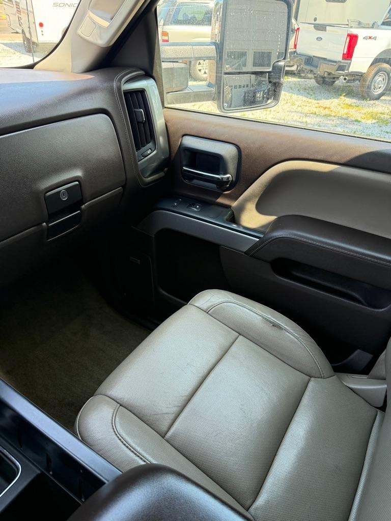 Chevrolet Silverado 2500HD LTZ Crew Cab 4WD 2015