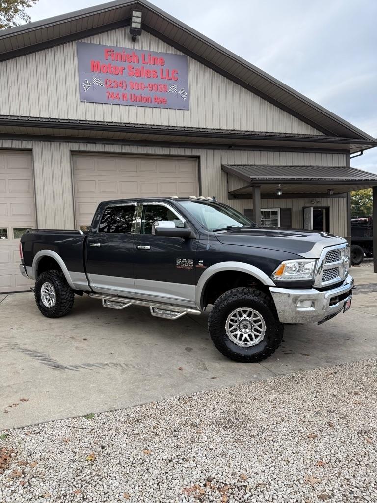 RAM 2500 Laramie Crew Cab SWB 4WD 2013