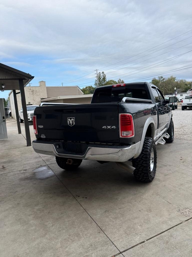 RAM 2500 Laramie Crew Cab SWB 4WD 2013