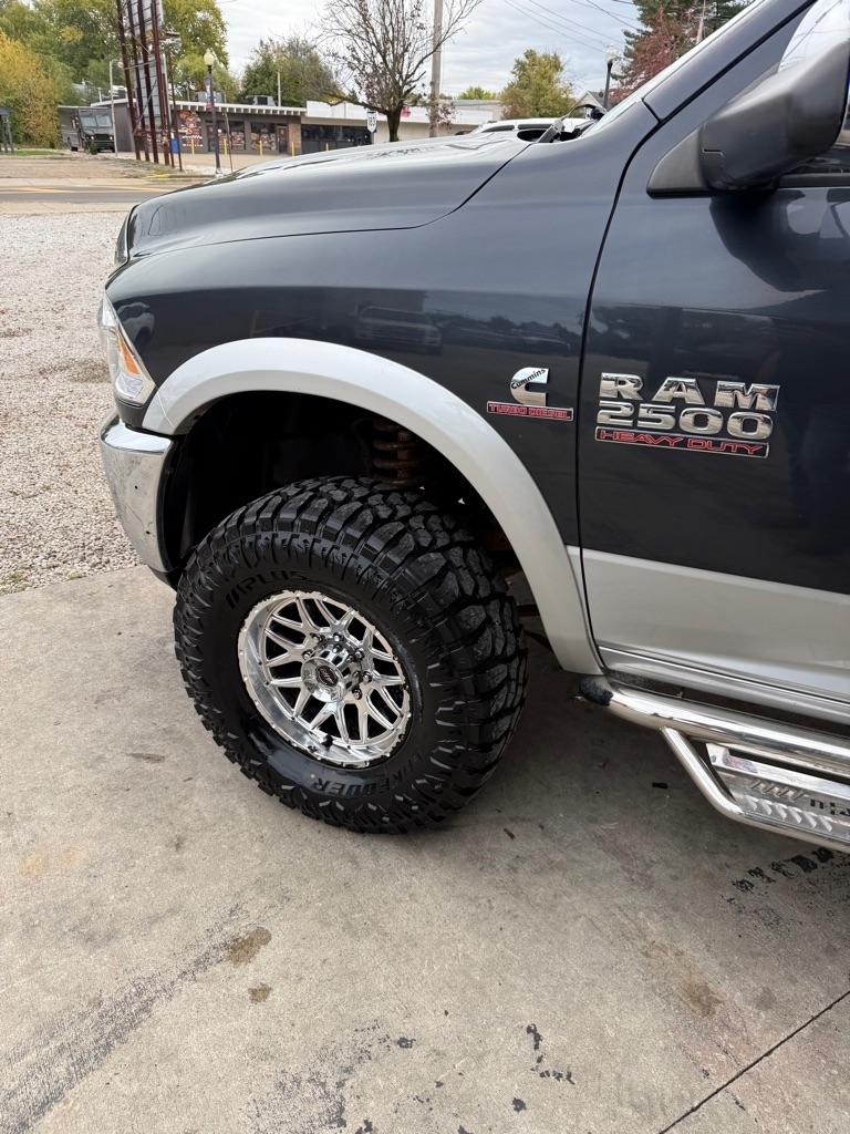 RAM 2500 Laramie Crew Cab SWB 4WD 2013