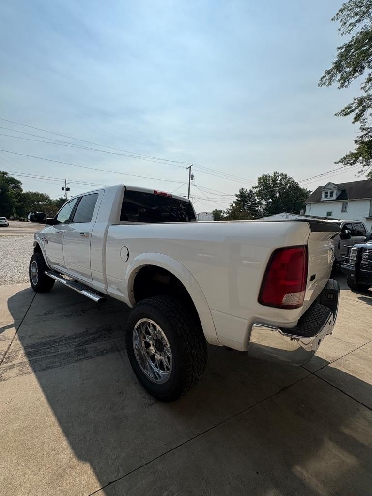 Dodge 3500 Laramie Mega Cab 4WD 2012