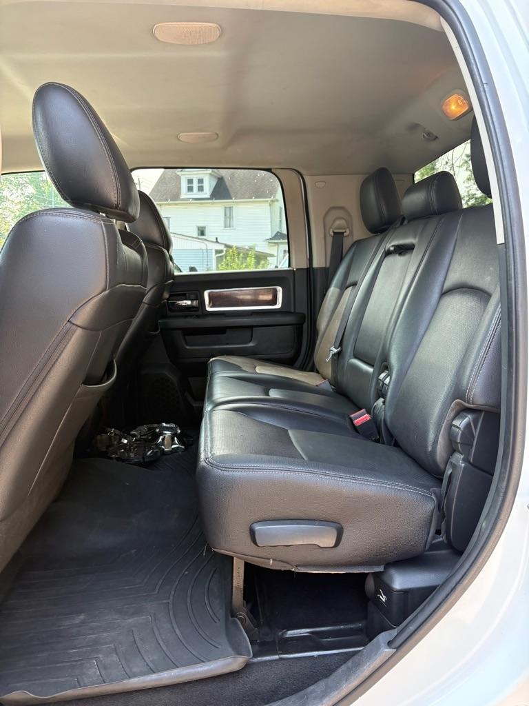 Dodge 3500 Laramie Mega Cab 4WD 2012
