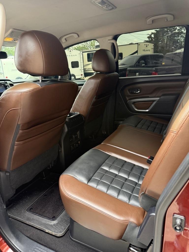 Nissan Titan XD SL 4WD Diesel 2016