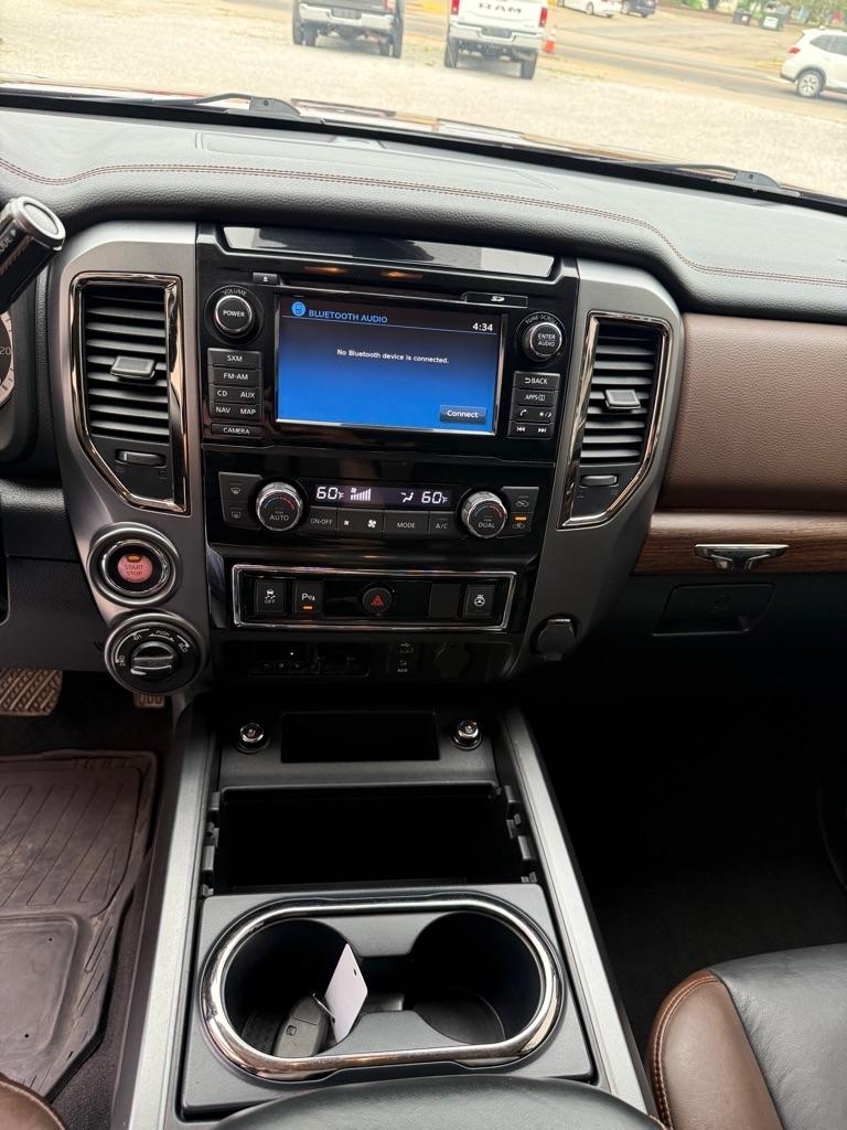 Nissan Titan XD SL 4WD Diesel 2016