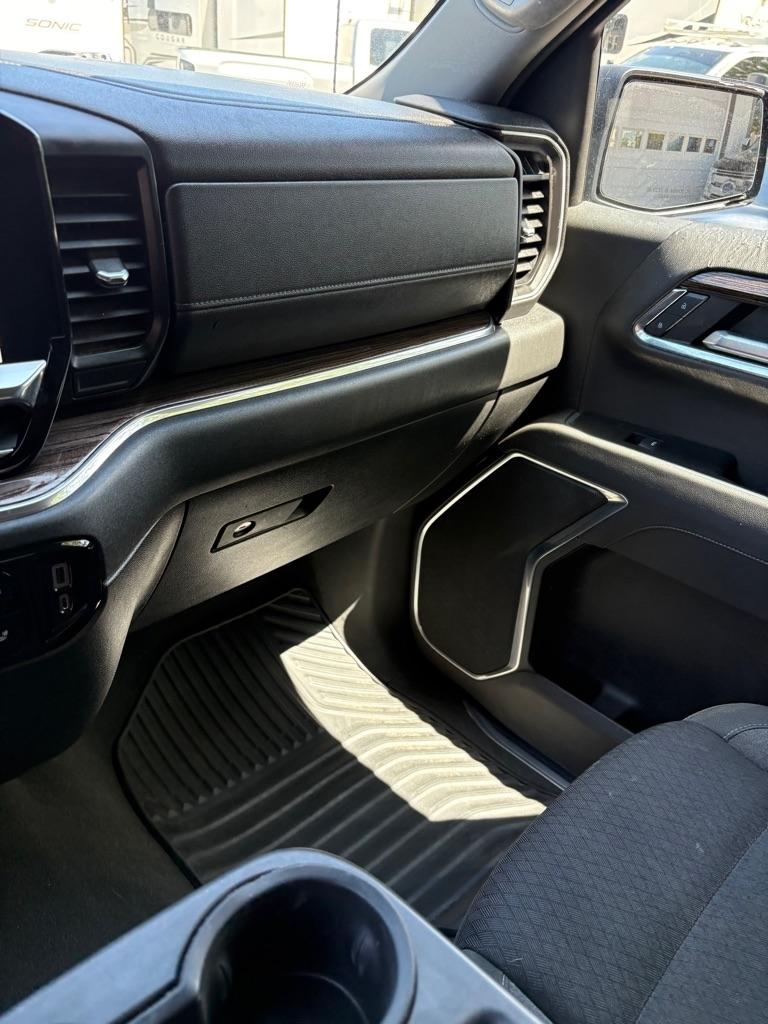GMC Sierra 1500 Elevation L Crew Cab 4WD 2022
