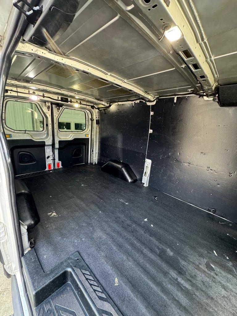 Ford Transit 250 Van Low Roof 60/40 Pass.130-in. WB 2016