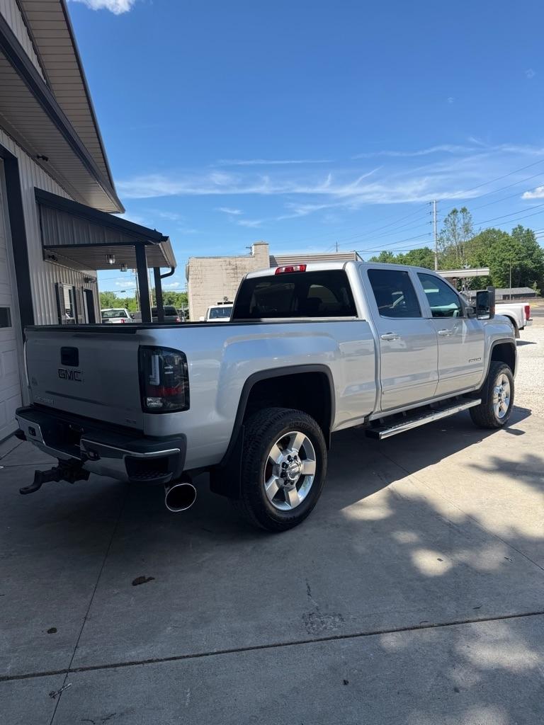GMC Sierra 2500HD SLE Crew Cab 4WD 2017