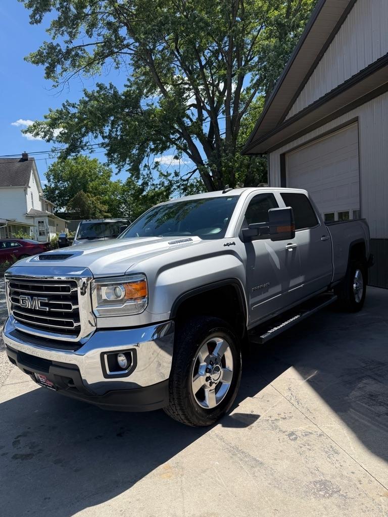 GMC Sierra 2500HD SLE Crew Cab 4WD 2017