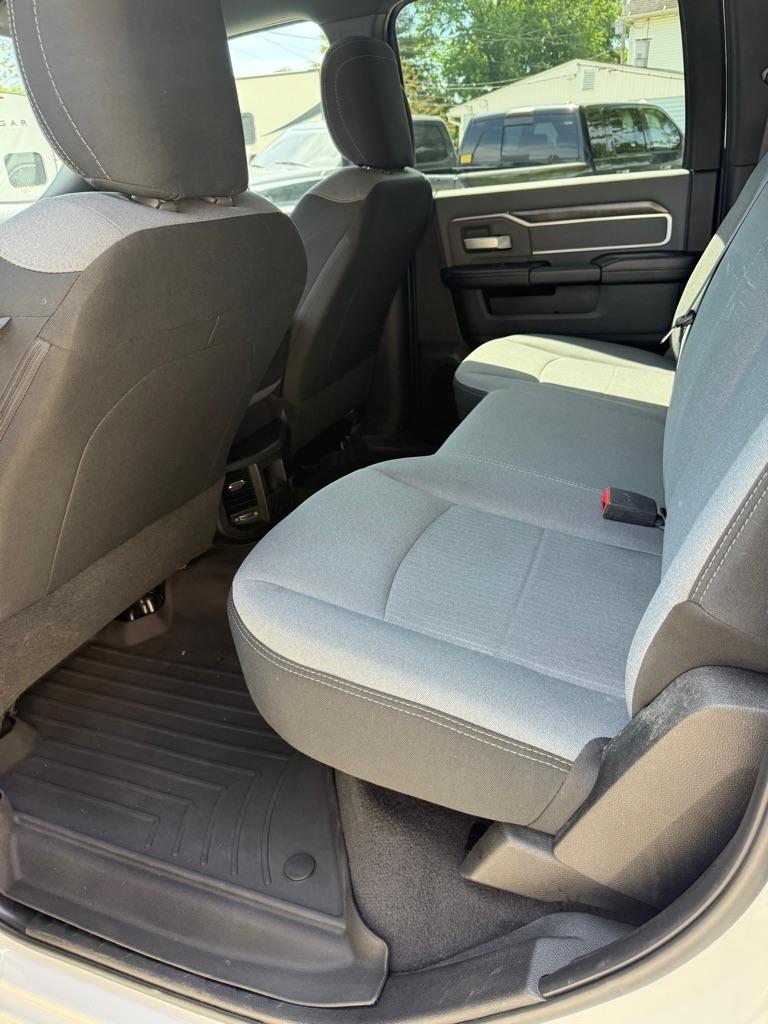 RAM 2500 Tradesman Crew Cab LWB 4WD 2021