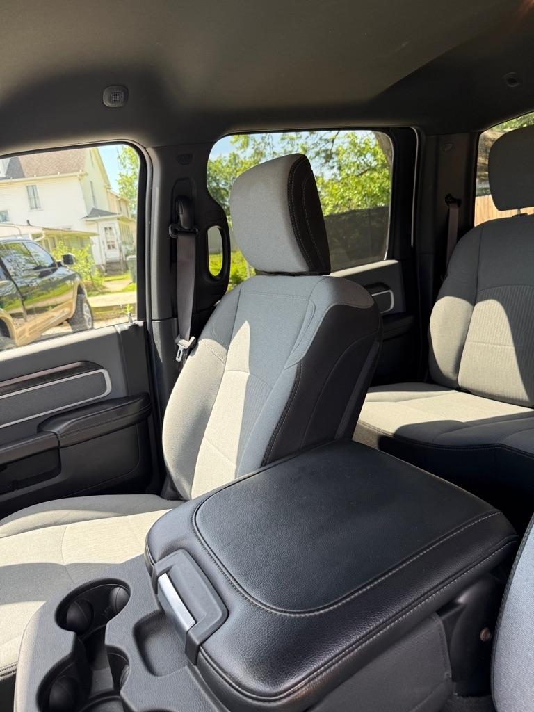 RAM 2500 Tradesman Crew Cab LWB 4WD 2021