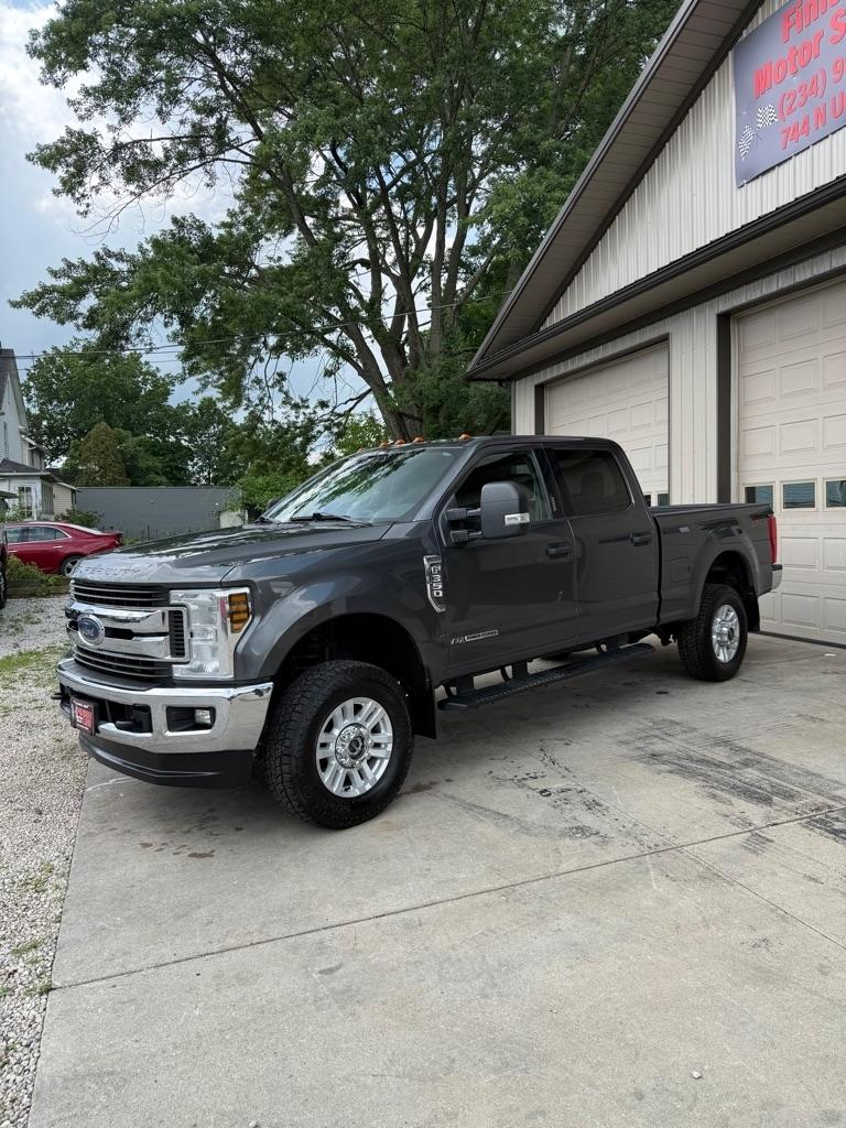 Ford F-350 SD Platinum Crew Cab 4WD 2019