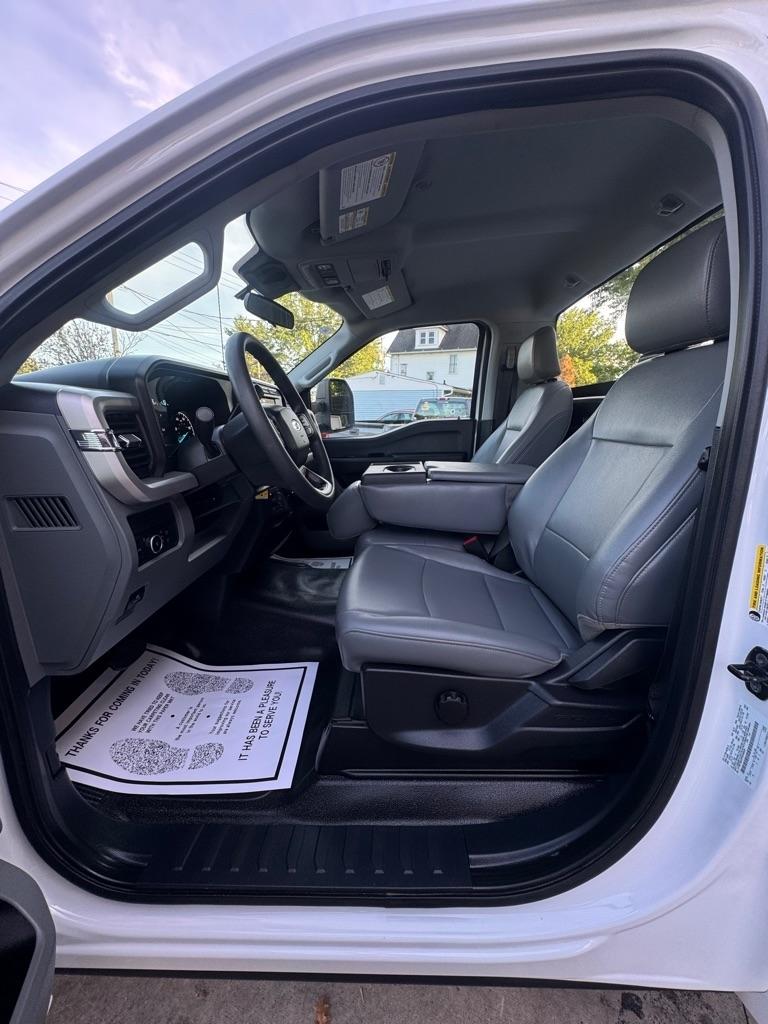 Ford F-250 SD XL 4WD 2023