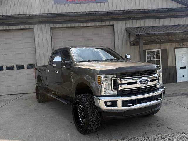 Gray 2018 Ford F-250 Super Duty King Ranch Crew Cab 4WD Pickup Truck Four-Wheel Drive Automatic