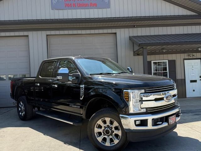 Black 2018 Ford F-250 Super Duty Pickup Truck Four-Wheel Drive Automatic