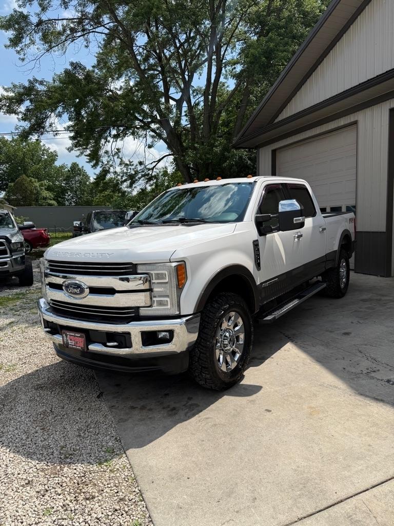 Ford F-350 SD King Ranch Crew Cab 4WD 2017