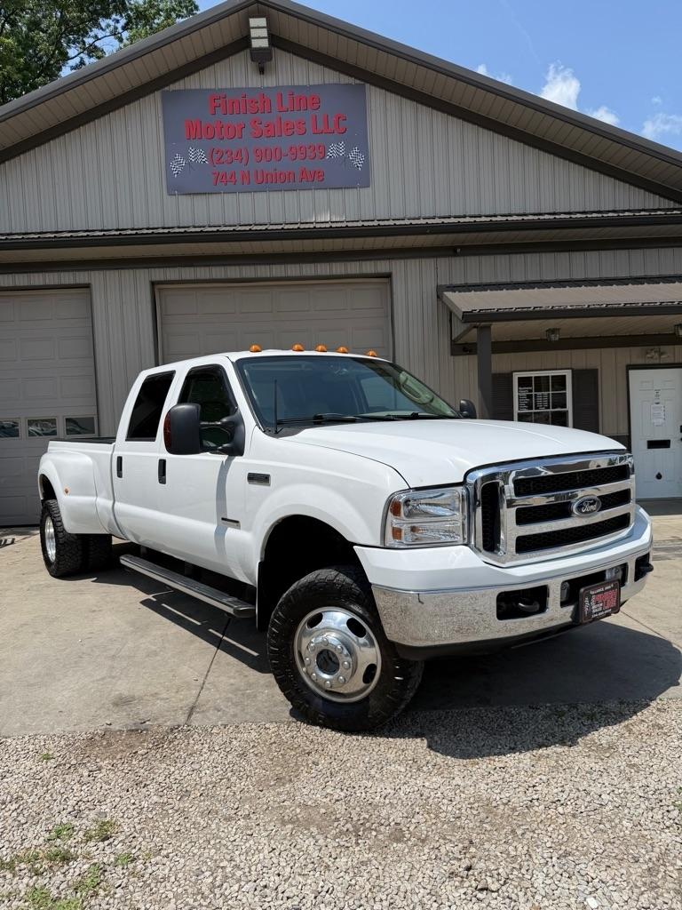 Ford F-350 SD XL Crew Cab 4WD DRW 2005