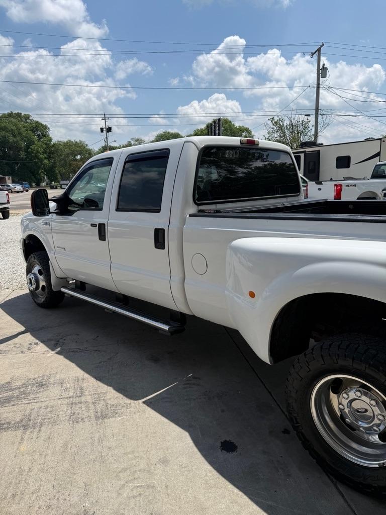 Ford F-350 SD XL Crew Cab 4WD DRW 2005