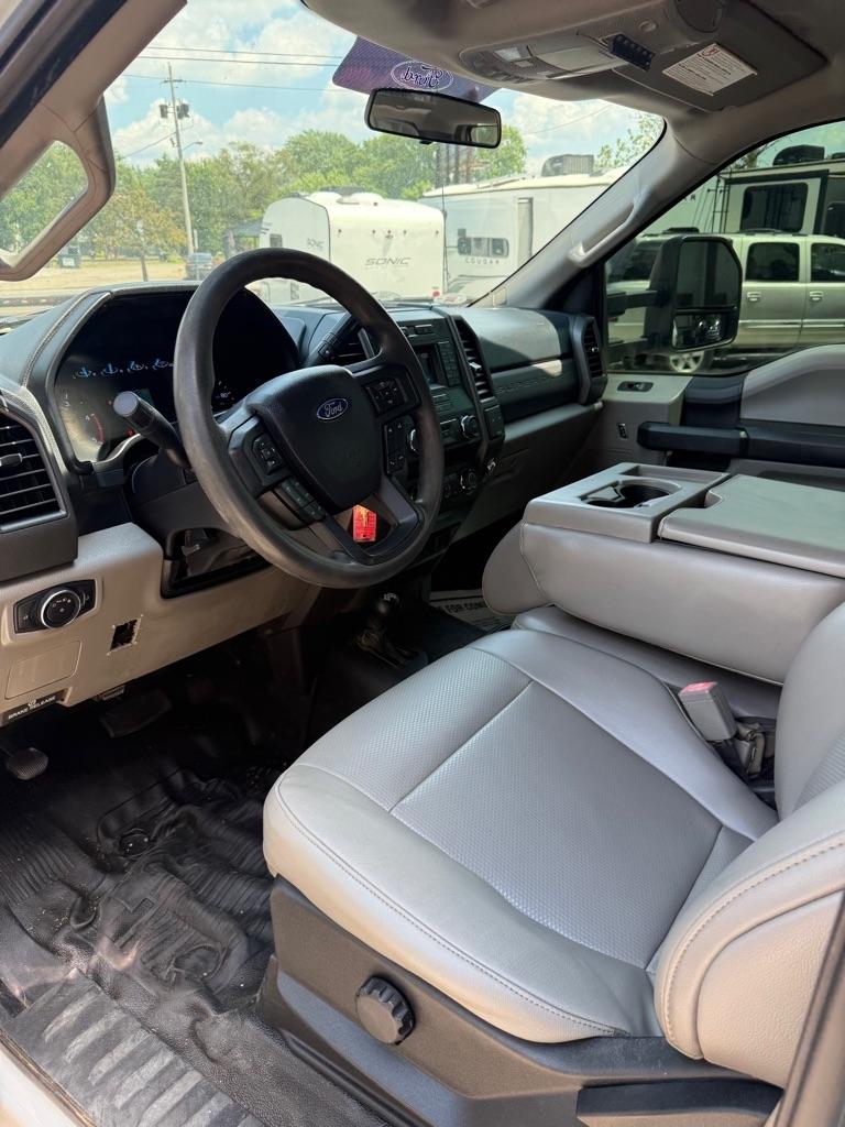 Ford F-550 Crew Cab DRW 4WD 2019