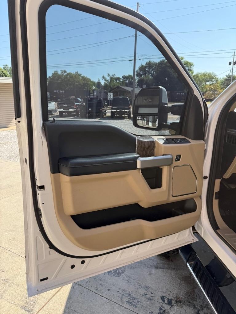 Ford F-250 SD King Ranch Crew Cab 4WD 2017