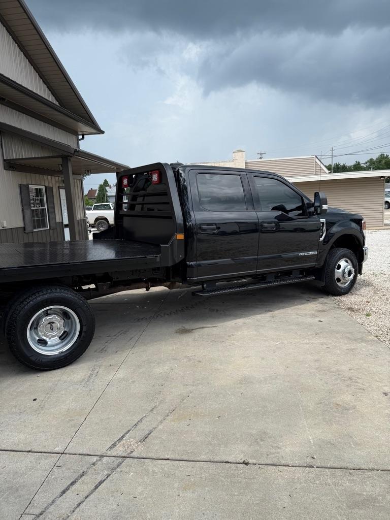 Ford F-350 SD XL Crew Cab Long Bed DRW 4WD 2021