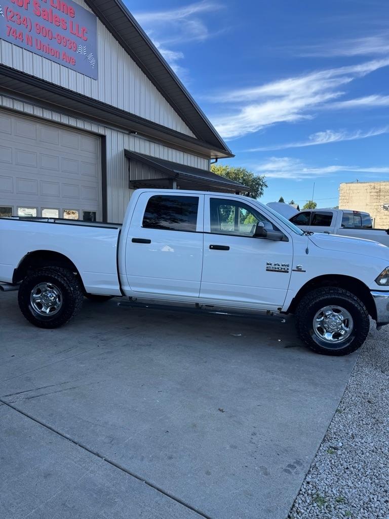 RAM 2500 Tradesman Crew Cab SWB 4WD 2013
