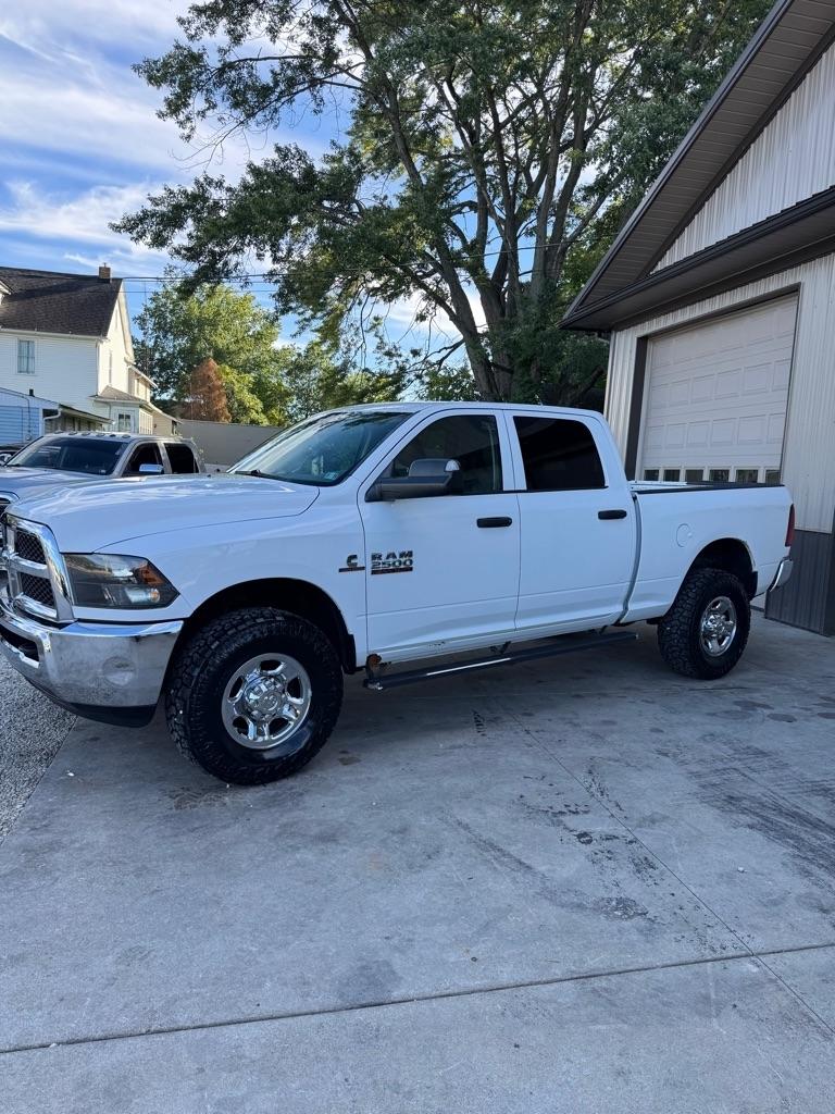RAM 2500 Tradesman Crew Cab SWB 4WD 2013