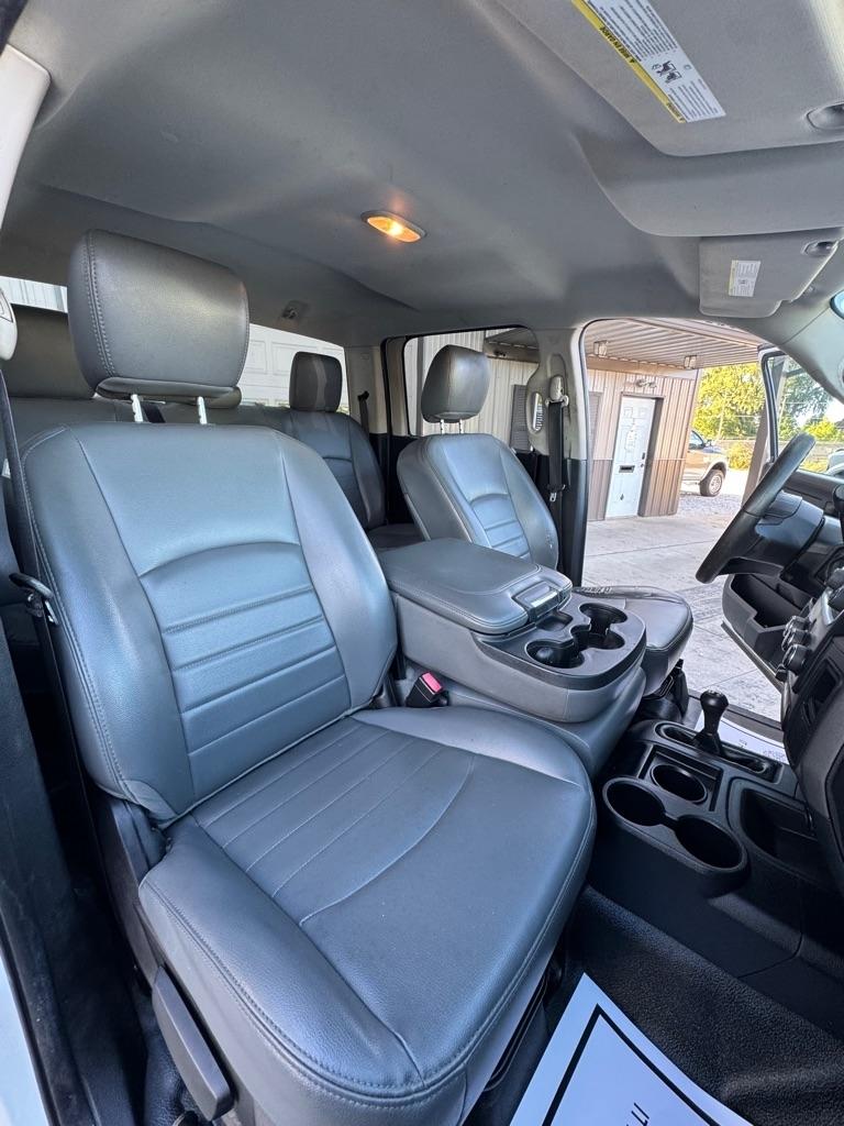 RAM 2500 Tradesman Crew Cab SWB 4WD 2013
