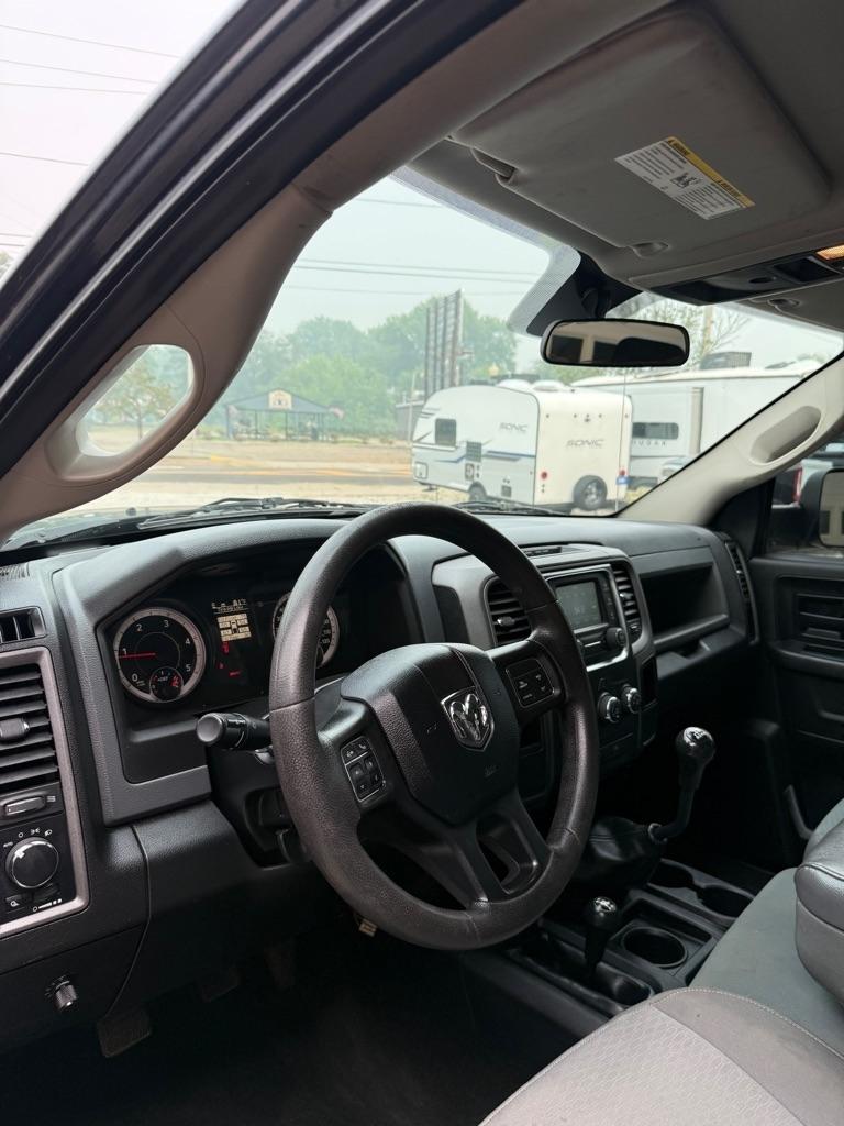 RAM 2500 Tradesman Crew Cab SWB 4WD 2017