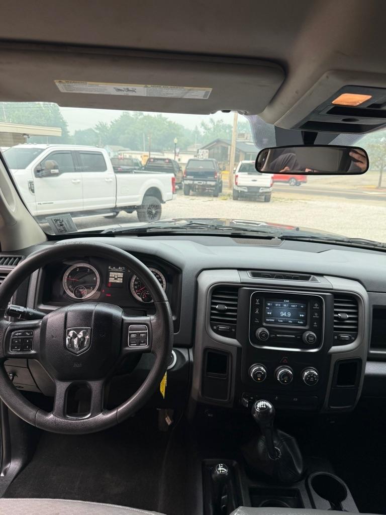 RAM 2500 Tradesman Crew Cab SWB 4WD 2017