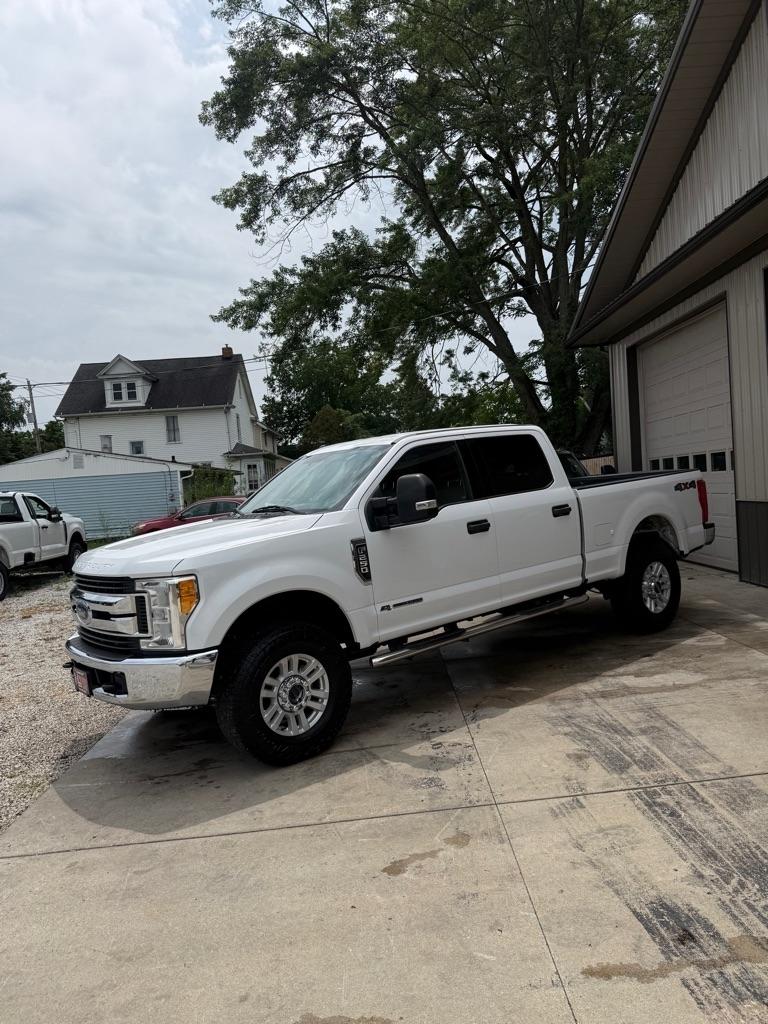 Ford F-250 SD King Ranch Crew Cab 4WD 2017