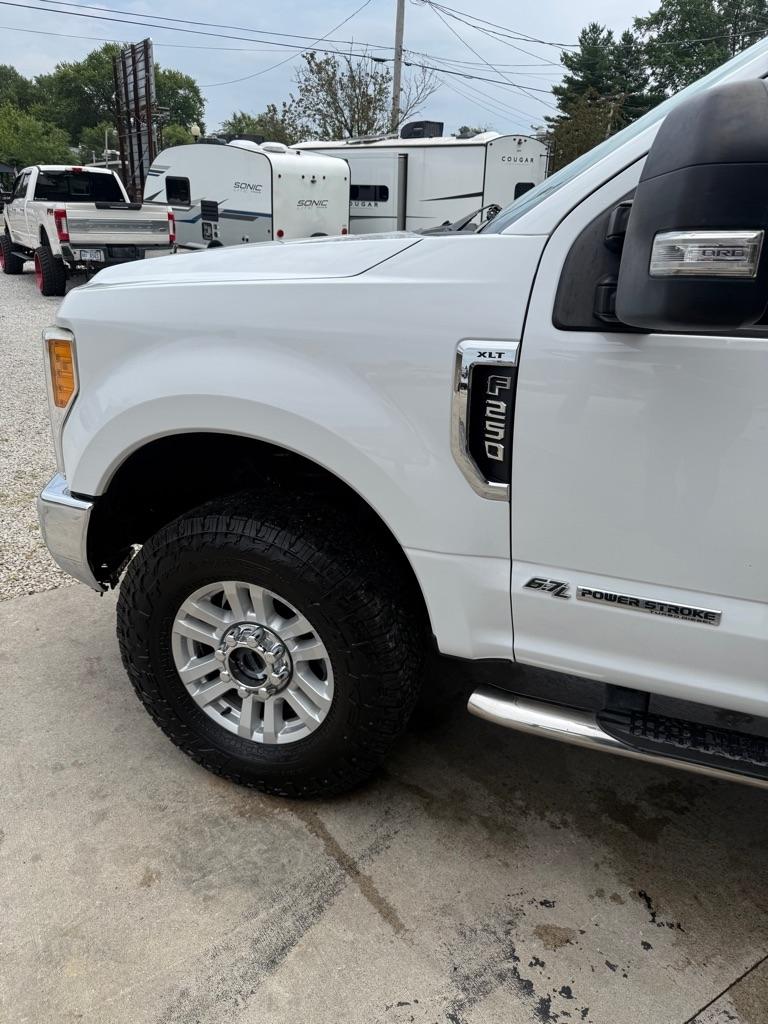 Ford F-250 SD King Ranch Crew Cab 4WD 2017
