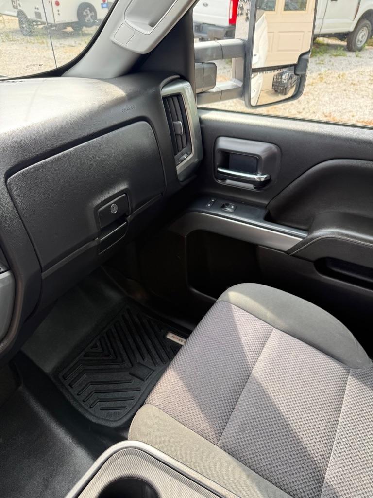 Chevrolet Silverado 2500HD LT Crew Cab 4WD 2018