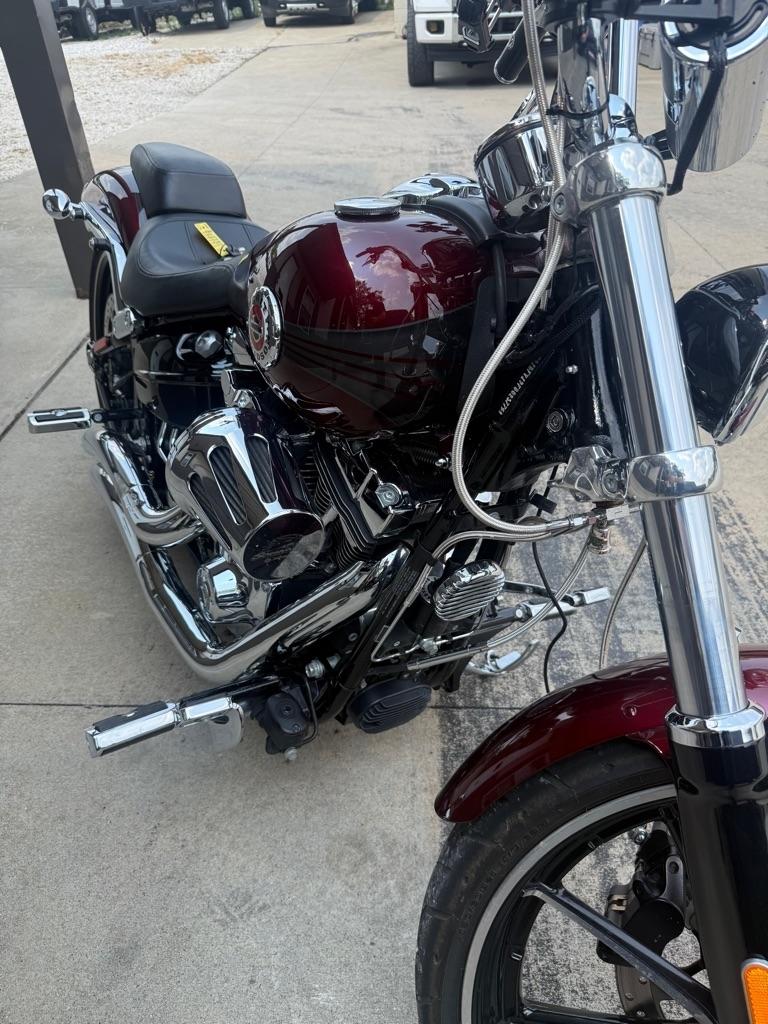 Harley-Davidson FXSB103  2015