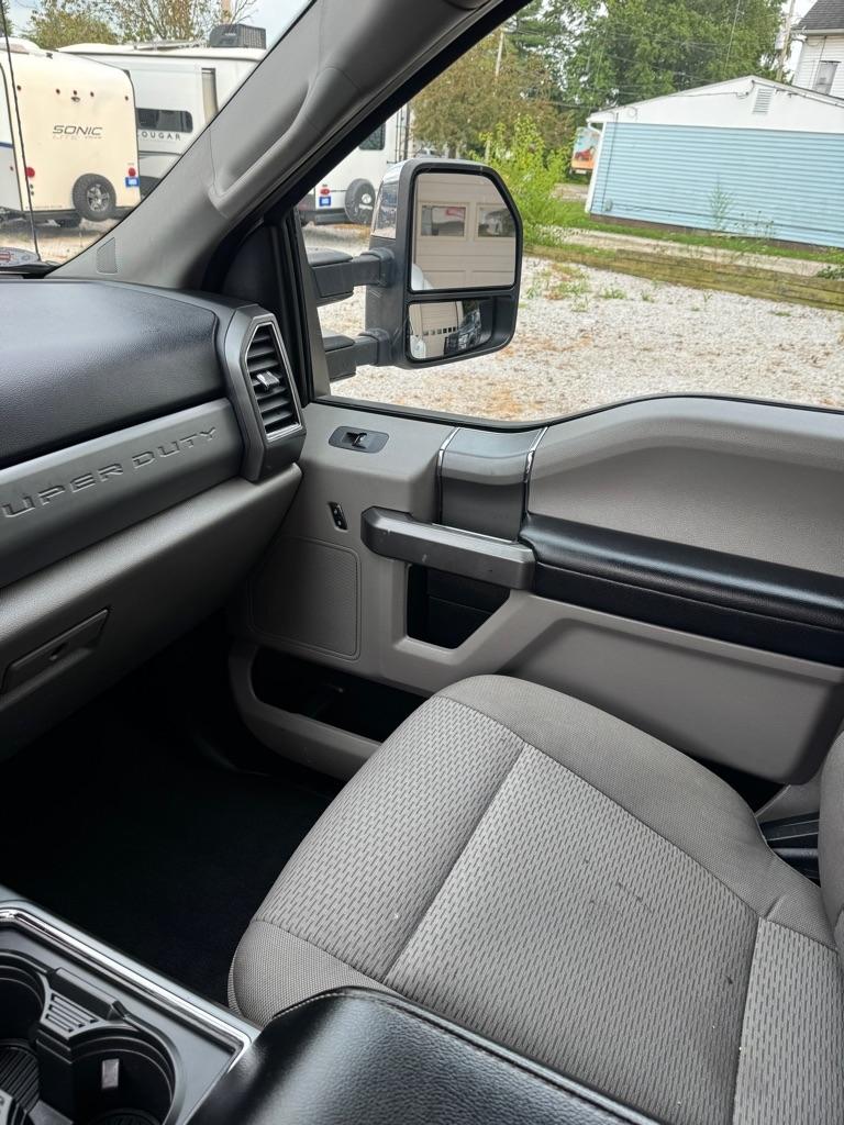Ford F-350 SD XL Crew Cab Long Bed DRW 4WD 2020