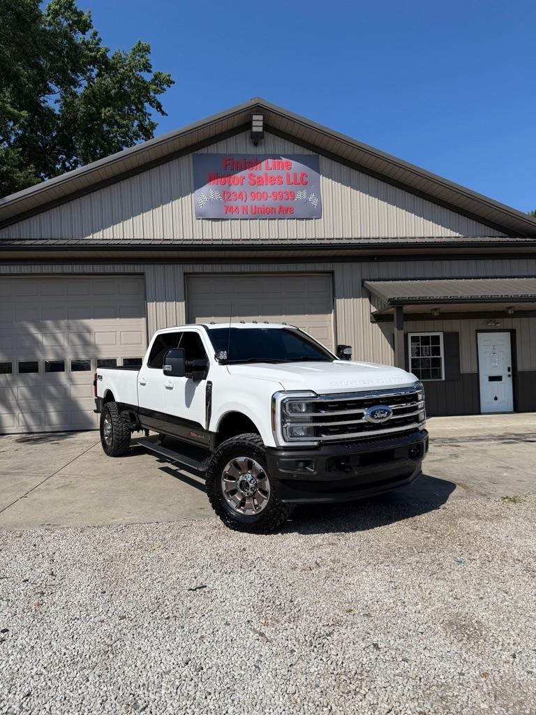 Ford F-350 SD King Ranch Crew Cab Long Bed 4WD 2024