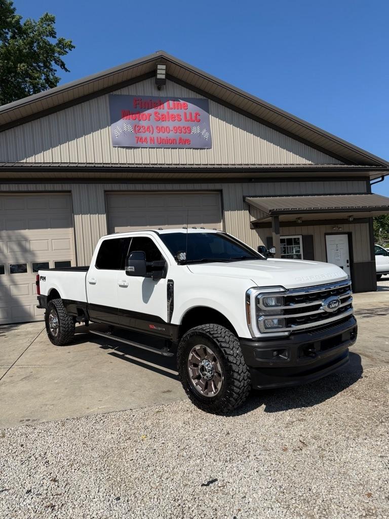 Ford F-350 SD King Ranch Crew Cab Long Bed 4WD 2024