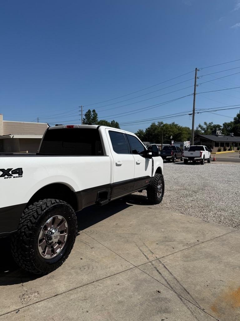 Ford F-350 SD King Ranch Crew Cab Long Bed 4WD 2024