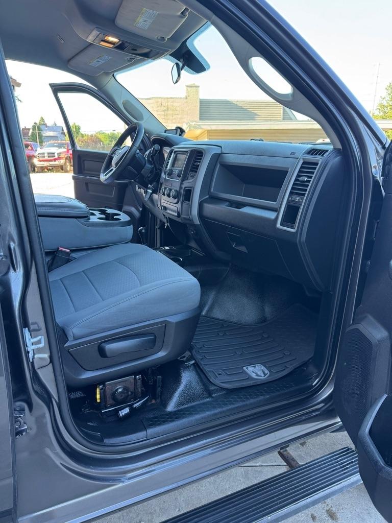RAM 3500 Crew Cab 4WD DRW 2017