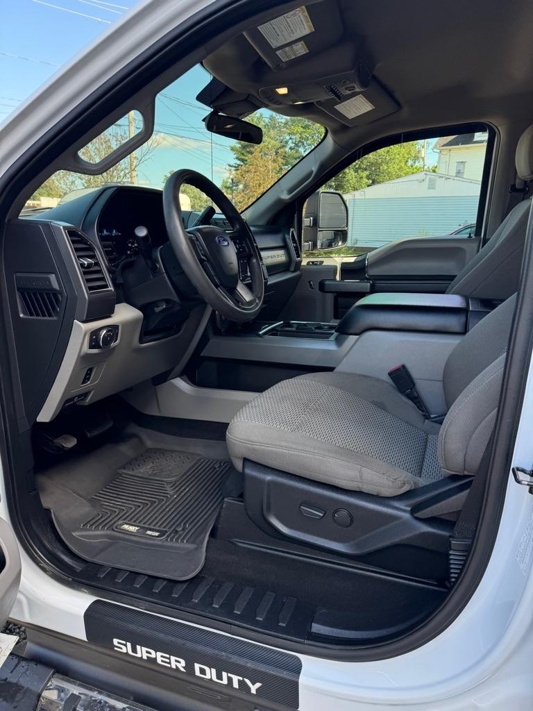 Ford F-350 SD Platinum Crew Cab Long Box 4WD 2020