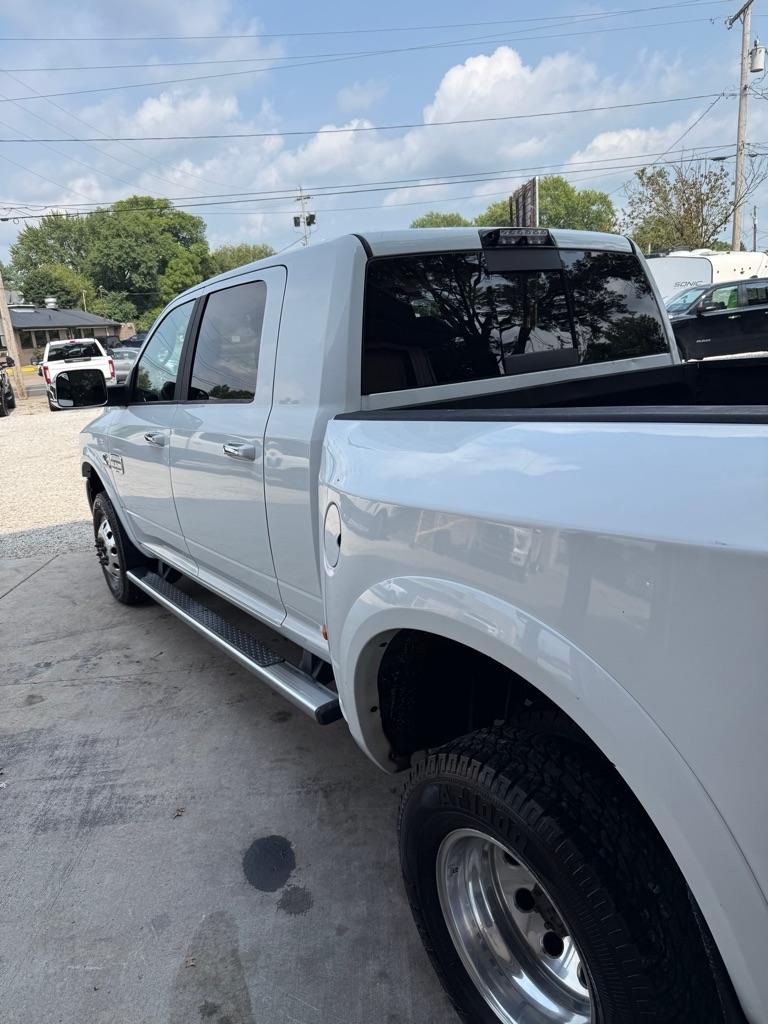 RAM 3500 Longhorn Mega Cab 4WD DRW 2014