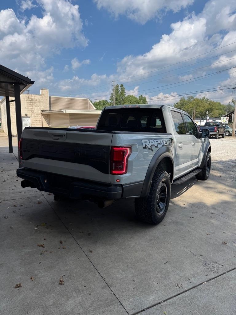 Ford F-150 Raptor SuperCrew 4WD 2017